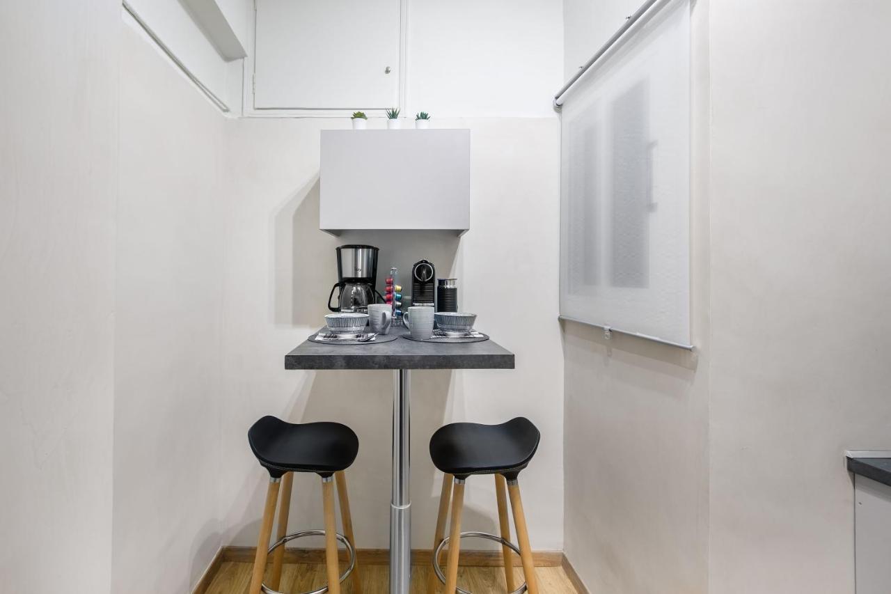 Modern Flat In The Grounds Of Acropolis Monuments -Armonia- Apartment เอเธนส์ ภายนอก รูปภาพ