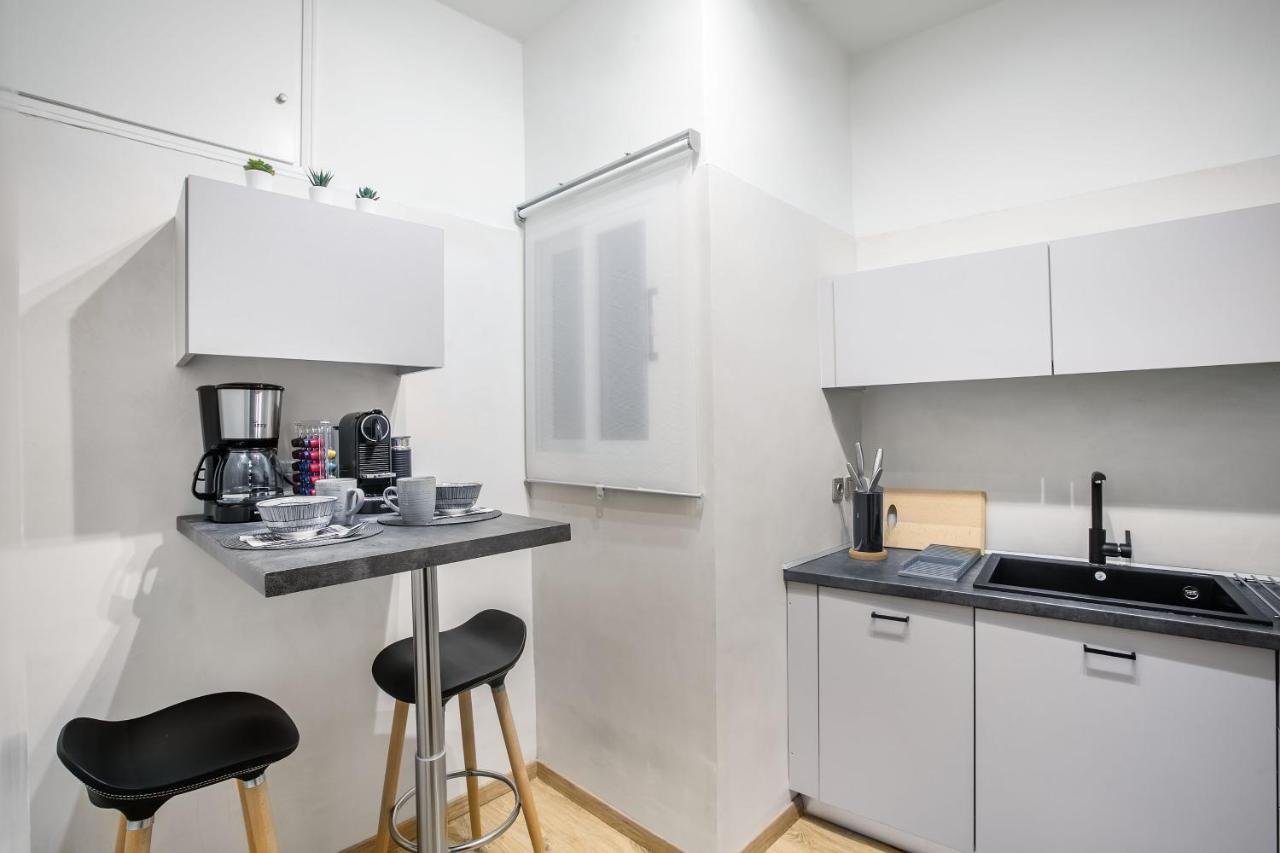Modern Flat In The Grounds Of Acropolis Monuments -Armonia- Apartment เอเธนส์ ภายนอก รูปภาพ